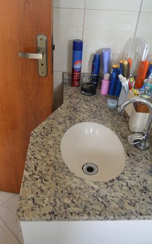 Apartamento à venda com 100m², 2 quartos e 1 vagaBanheiro da Suíte