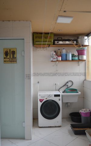 Apartamento à venda com 100m², 2 quartos e 1 vagaÁrea de Serviço