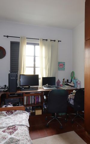 Casa à venda com 132m², 3 quartos e sem vagaQuarto 1