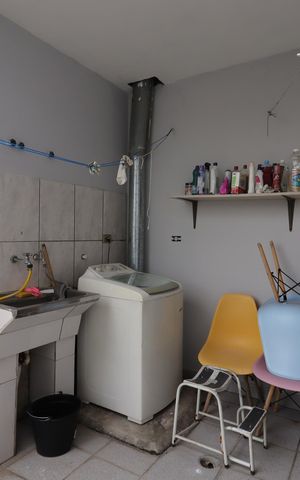 Casa à venda com 132m², 3 quartos e sem vagaÁrea de Serviço
