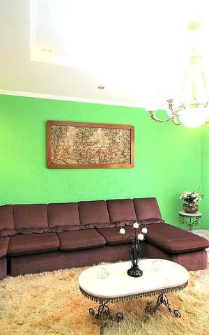 Casa à venda com 150m², 4 quartos e 4 vagas
