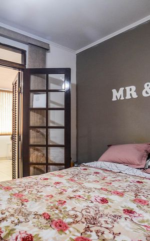Casa à venda com 150m², 3 quartos e 2 vagas Casa à venda com 150m², 3 quartos e 2 vagasSuíte