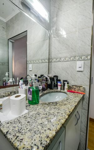 Casa à venda com 150m², 3 quartos e 2 vagas Casa à venda com 150m², 3 quartos e 2 vagasBanheiro da Suíte