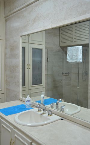 Apartamento à venda com 169m², 3 quartos e 1 vagaBanheiro da Suíte