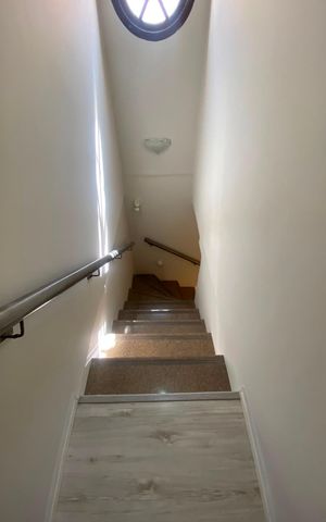 Casa à venda com 259m², 3 quartos e 2 vagas