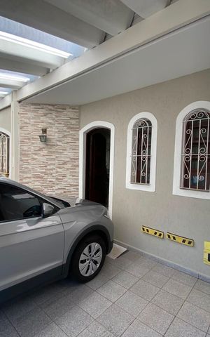 Casa à venda com 259m², 3 quartos e 2 vagas