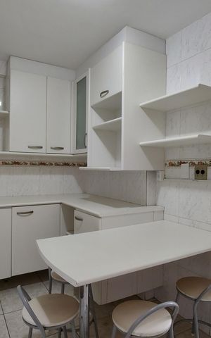 Apartamento para alugar com 129m², 4 quartos e 1 vaga Apartamento para alugar com 129m², 4 quartos e 1 vagaCozinha - Armários