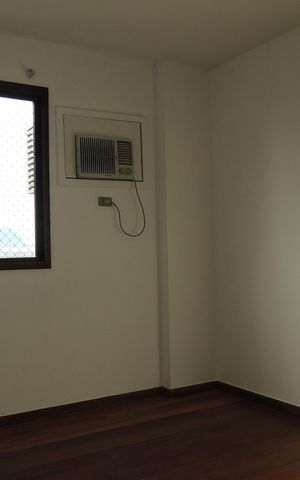 Apartamento para alugar com 129m², 4 quartos e 1 vagaQuarto 3