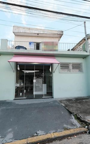 Casa à venda com 400m², 5 quartos e 2 vagasFachada