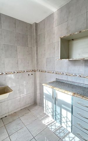 Apartamento à venda com 76m², 3 quartos e 1 vagaÁrea de Serviço