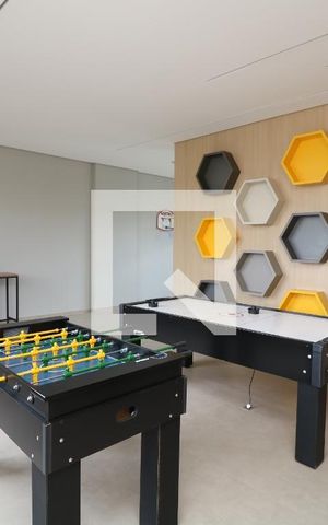 Apartamento para alugar com 93m², 2 quartos e 2 vagas Apartamento para alugar com 93m², 2 quartos e 2 vagasÁrea comum - Sala de Jogos
