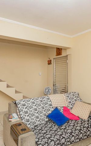 Casa à venda com 290m², 4 quartos e 3 vagasSala