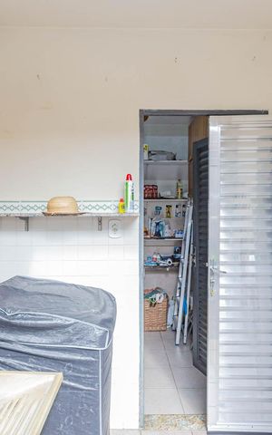 Casa à venda com 290m², 4 quartos e 3 vagasÁrea de Serviço