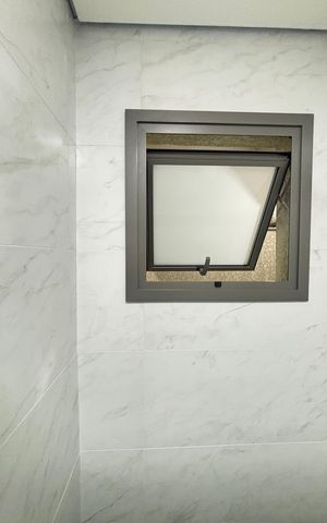 Apartamento à venda com 69m², 2 quartos e 1 vaga Apartamento à venda com 69m², 2 quartos e 1 vagaBanheiro