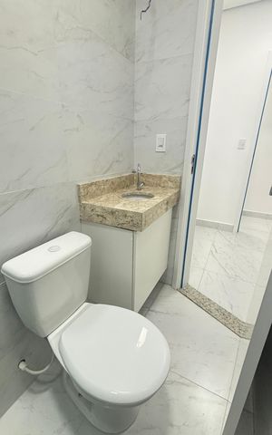 Apartamento à venda com 69m², 2 quartos e 1 vaga Apartamento à venda com 69m², 2 quartos e 1 vagaBanheiro da Suíte
