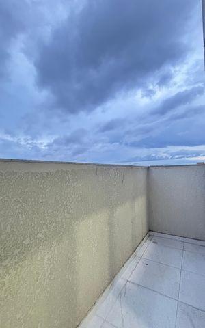 Apartamento à venda com 74m², 2 quartos e 1 vaga Apartamento à venda com 74m², 2 quartos e 1 vagaVaranda da Suíte
