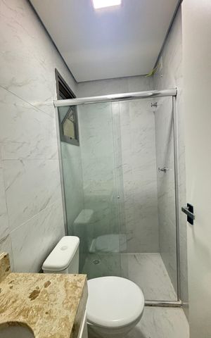Apartamento à venda com 74m², 2 quartos e 1 vaga Apartamento à venda com 74m², 2 quartos e 1 vagaBanheiro da Suíte