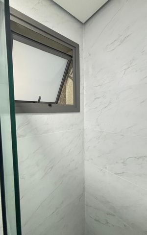 Apartamento à venda com 74m², 2 quartos e 1 vaga Apartamento à venda com 74m², 2 quartos e 1 vagaBanheiro da Suíte