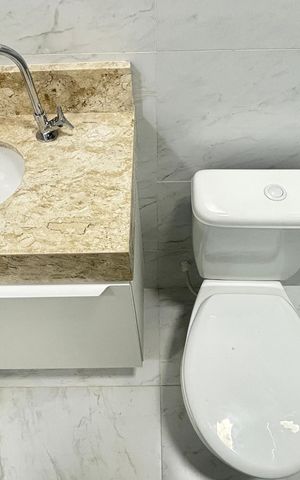 Apartamento à venda com 74m², 2 quartos e 1 vaga Apartamento à venda com 74m², 2 quartos e 1 vagaBanheiro Social