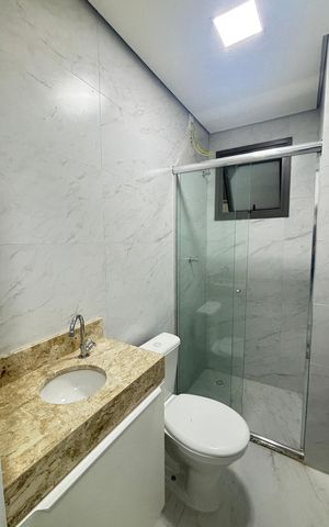 Apartamento à venda com 74m², 2 quartos e 1 vaga Apartamento à venda com 74m², 2 quartos e 1 vagaBanheiro Social