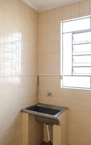 Casa à venda com 400m², 2 quartos e 5 vagasÁrea de serviço