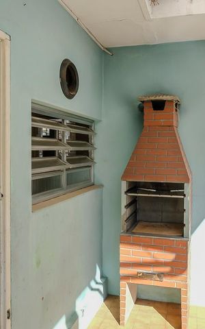 Casa à venda com 400m², 2 quartos e 5 vagasQuintal