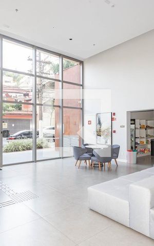 Studio para alugar com 28m², 1 quarto e sem vaga Studio para alugar com 28m², 1 quarto e sem vagaHall de entrada