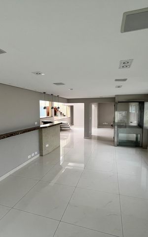 Apartamento à venda com 387m², 5 quartos e 4 vagasSala 2