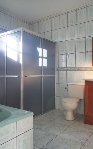 Casa à venda com 89m², 2 quartos e 1 vagaBanheiro da Suíte