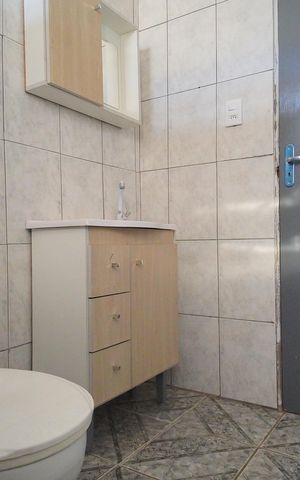 Casa à venda com 89m², 2 quartos e 1 vagaBanheiro Social