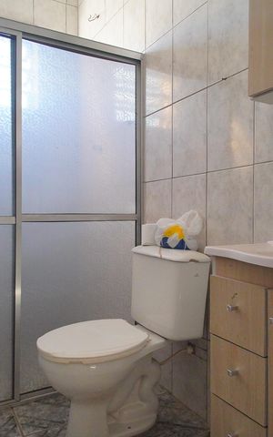 Casa à venda com 89m², 2 quartos e 1 vagaBanheiro Social