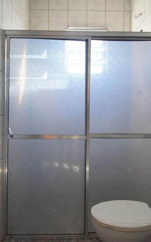 Casa à venda com 89m², 2 quartos e 1 vagaBanheiro Social
