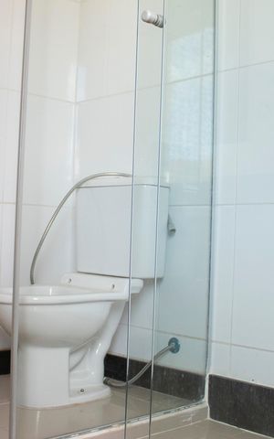 Apartamento à venda com 372m², 5 quartos e 2 vagas Apartamento à venda com 372m², 5 quartos e 2 vagasBanheiro da Suíte 2