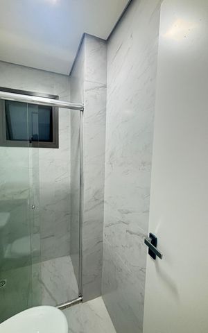 Apartamento à venda com 112m², 2 quartos e 1 vaga Apartamento à venda com 112m², 2 quartos e 1 vagaBanheiro Social