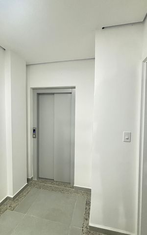 Apartamento à venda com 112m², 2 quartos e 1 vaga Apartamento à venda com 112m², 2 quartos e 1 vagaElevador