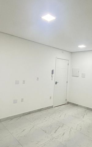 Apartamento à venda com 112m², 2 quartos e 1 vaga Apartamento à venda com 112m², 2 quartos e 1 vagaSala
