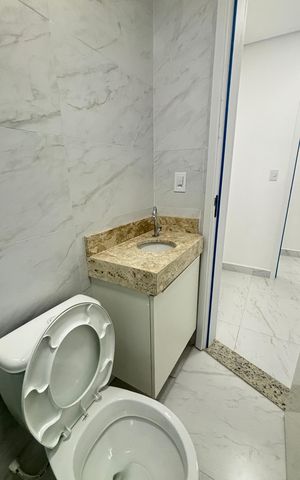 Apartamento à venda com 112m², 2 quartos e 1 vaga Apartamento à venda com 112m², 2 quartos e 1 vagaBanheiro da Suíte