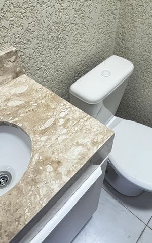 Apartamento à venda com 112m², 2 quartos e 1 vaga Apartamento à venda com 112m², 2 quartos e 1 vagaCobertura - Banheiro