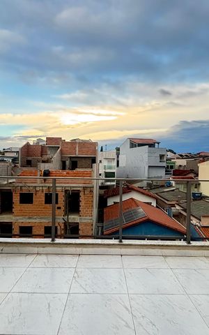 Apartamento à venda com 109m², 2 quartos e 1 vaga Apartamento à venda com 109m², 2 quartos e 1 vagaCobertura