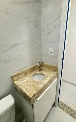 Apartamento à venda com 109m², 2 quartos e 1 vaga Apartamento à venda com 109m², 2 quartos e 1 vagaBanheiro