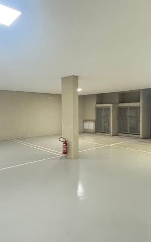 Apartamento à venda com 109m², 2 quartos e 1 vaga Apartamento à venda com 109m², 2 quartos e 1 vagaGaragem