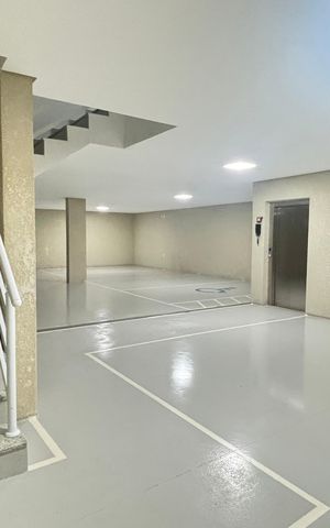 Apartamento à venda com 109m², 2 quartos e 1 vaga Apartamento à venda com 109m², 2 quartos e 1 vagaGaragem