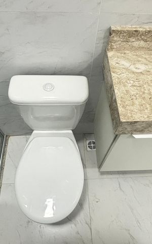 Apartamento à venda com 109m², 2 quartos e 1 vaga Apartamento à venda com 109m², 2 quartos e 1 vagaBanheiro