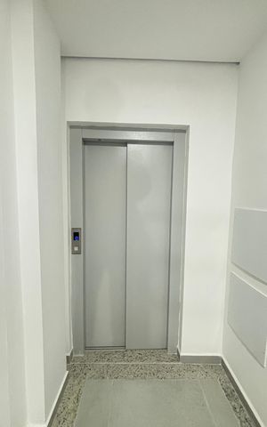 Apartamento à venda com 109m², 2 quartos e 1 vaga Apartamento à venda com 109m², 2 quartos e 1 vagaElevador