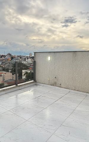 Apartamento à venda com 109m², 2 quartos e 1 vaga Apartamento à venda com 109m², 2 quartos e 1 vagaCobertura