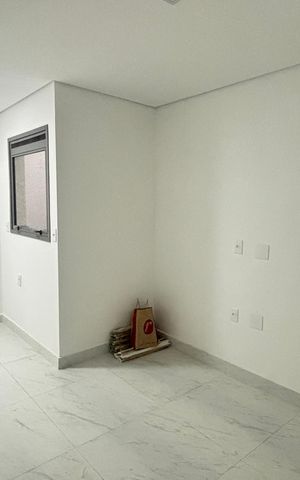 Apartamento à venda com 109m², 2 quartos e 1 vaga Apartamento à venda com 109m², 2 quartos e 1 vagaSala