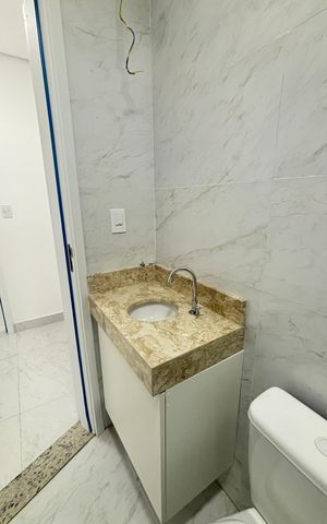 Apartamento à venda com 109m², 2 quartos e 1 vaga Apartamento à venda com 109m², 2 quartos e 1 vagaBanheiro da Suíte