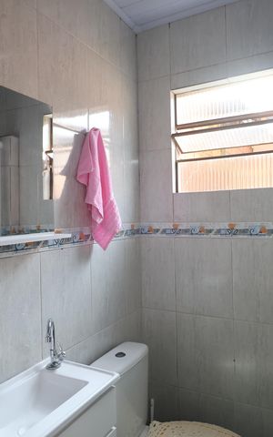 Casa à venda com 30m², 1 quarto e sem vagaBanheiro