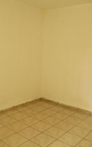 Casa à venda com 100m², 7 quartos e 1 vagaCasa 1 - Quarto