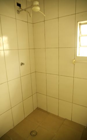 Casa à venda com 100m², 7 quartos e 1 vagaCasa 3 - Banheiro